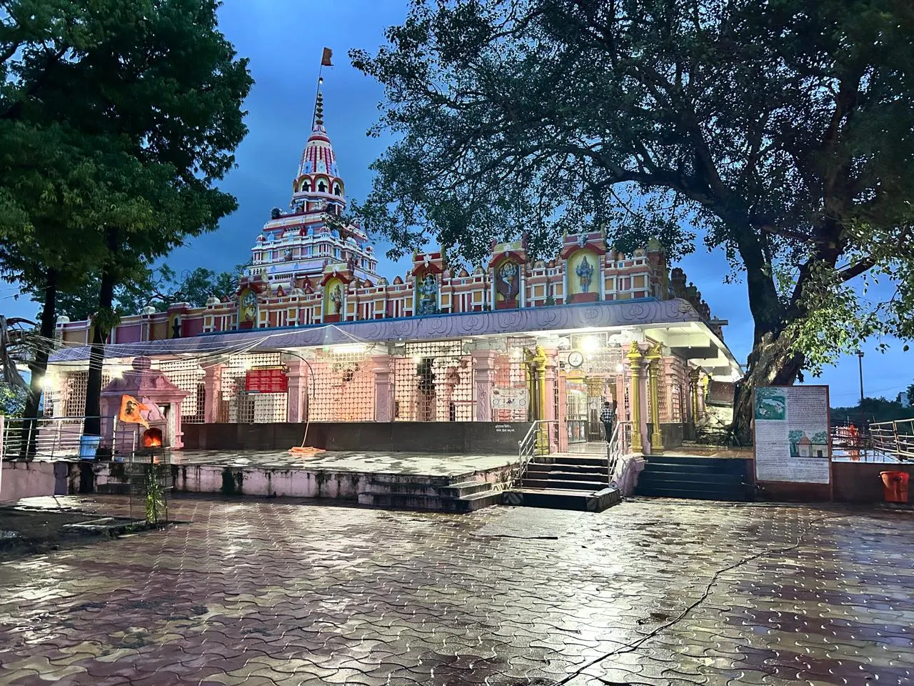 Kaleshwar Temple