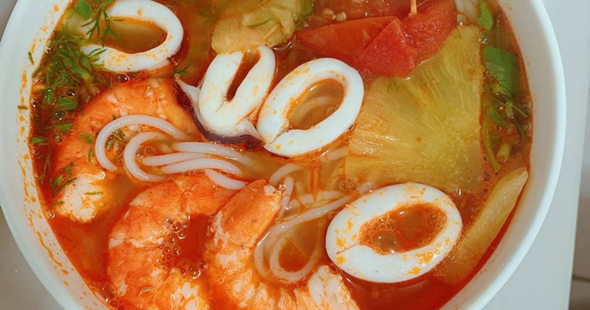 Bún thái hải sản