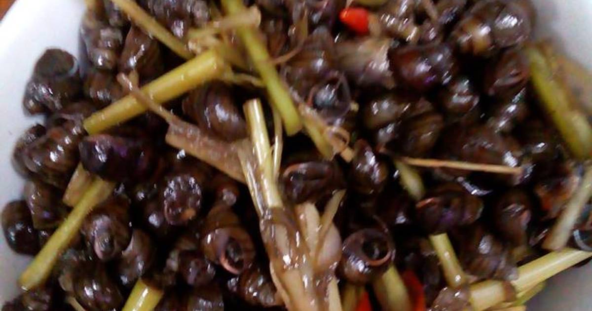 Ốc suối xào sả ớt