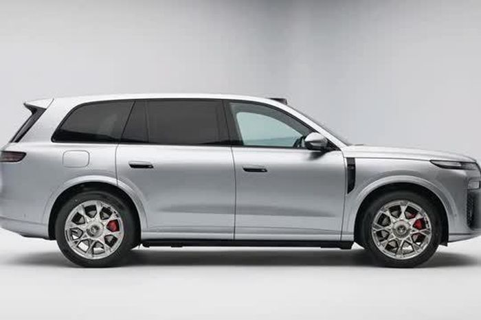 'SUV chủ tịch' ngập tràn công nghệ, động cơ PHEV, giá gần 1,2 tỷ đồng - Tạp chí Doanh Nghiệp Việt Nam