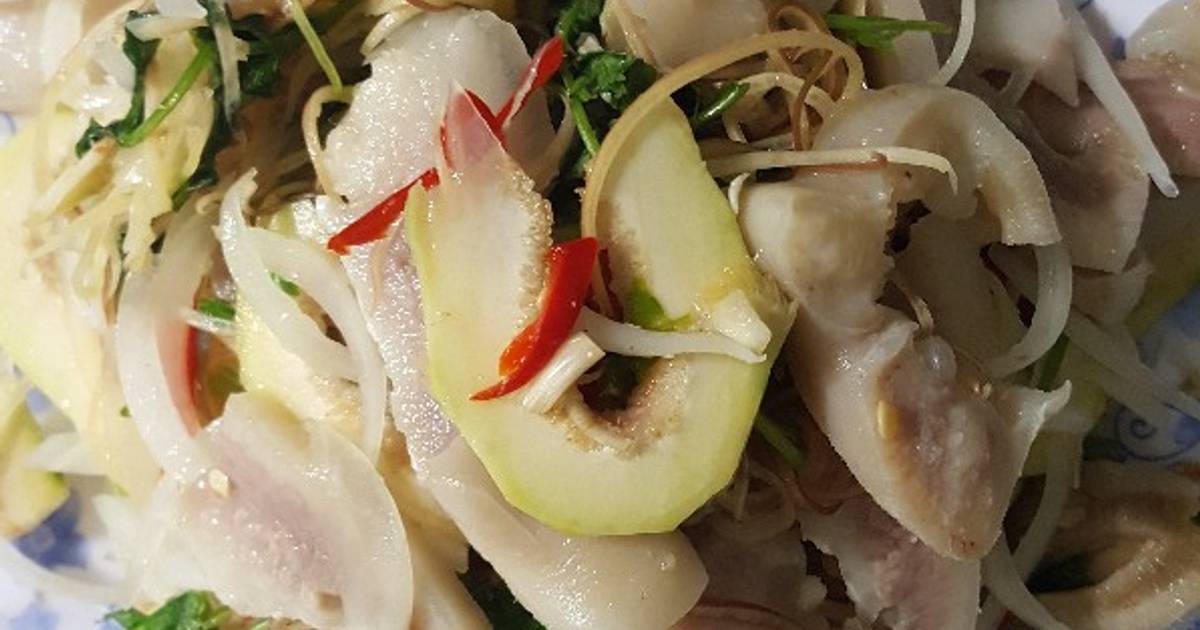 Gỏi tai heo quả vả