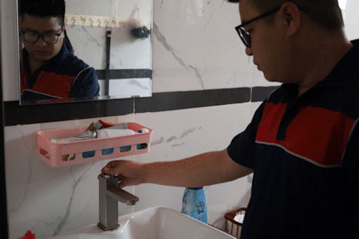 Nước máy liên tục bị 'ngắt', ảnh hưởng đến sinh hoạt người dân - Báo Sài Gòn Giải Phóng