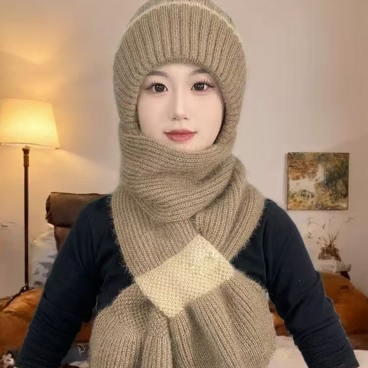Knitted hat and scarf set, lined, winter