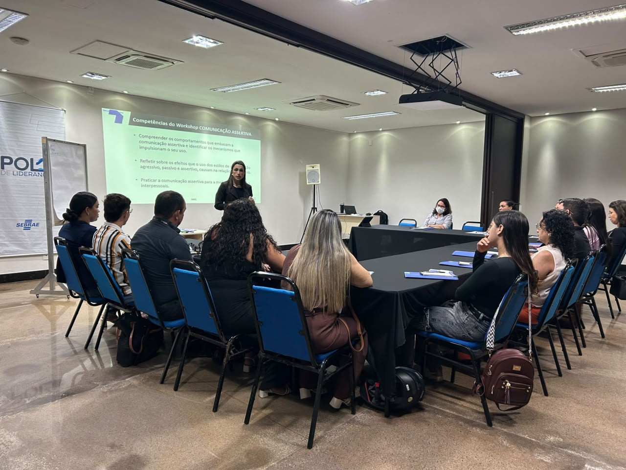 Servidores municipais de Boa Vista realizam atividades práticas de liderança em parceria com o Sebrae.