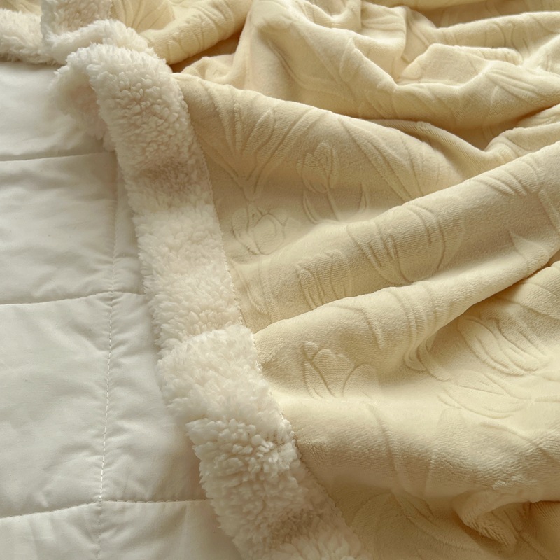 Double-sided cuddly blanket, milk fiber fleece and lamb fleece imitation