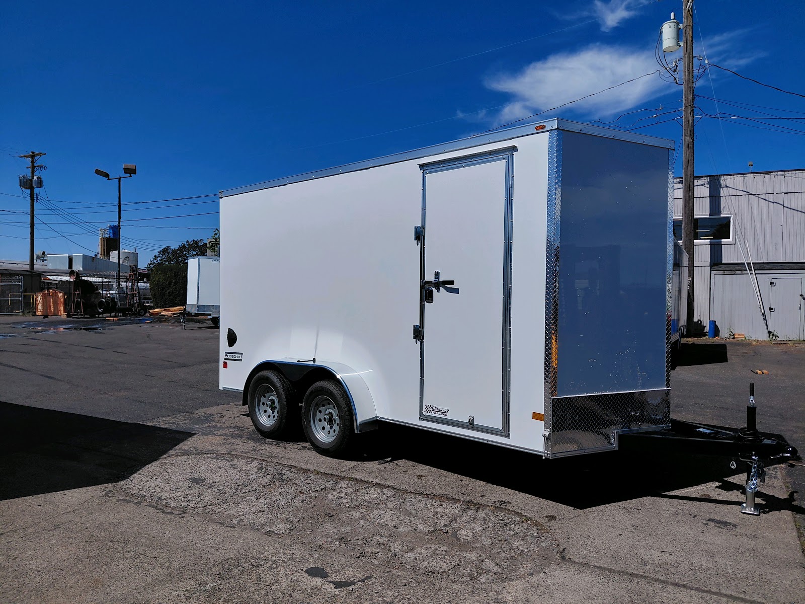 Passport Deluxe Enclosed Cargo