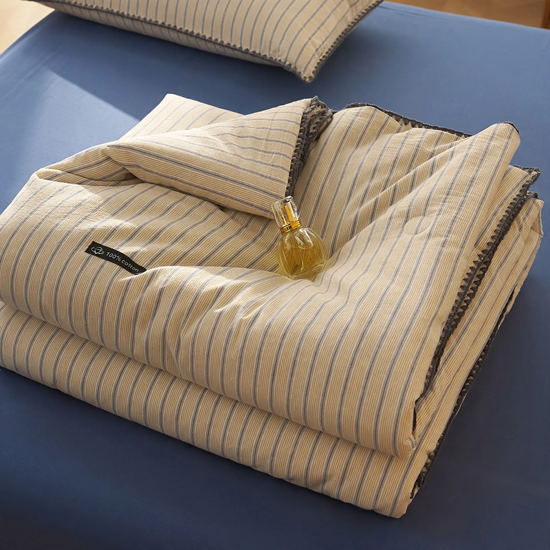 Cotton summer blanket, treated with detergent