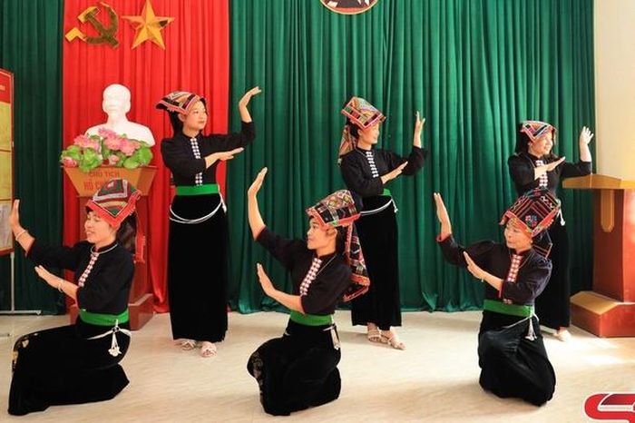 Mường Giôn đoàn kết xây dựng đời sống văn hóa - Báo Sơn La