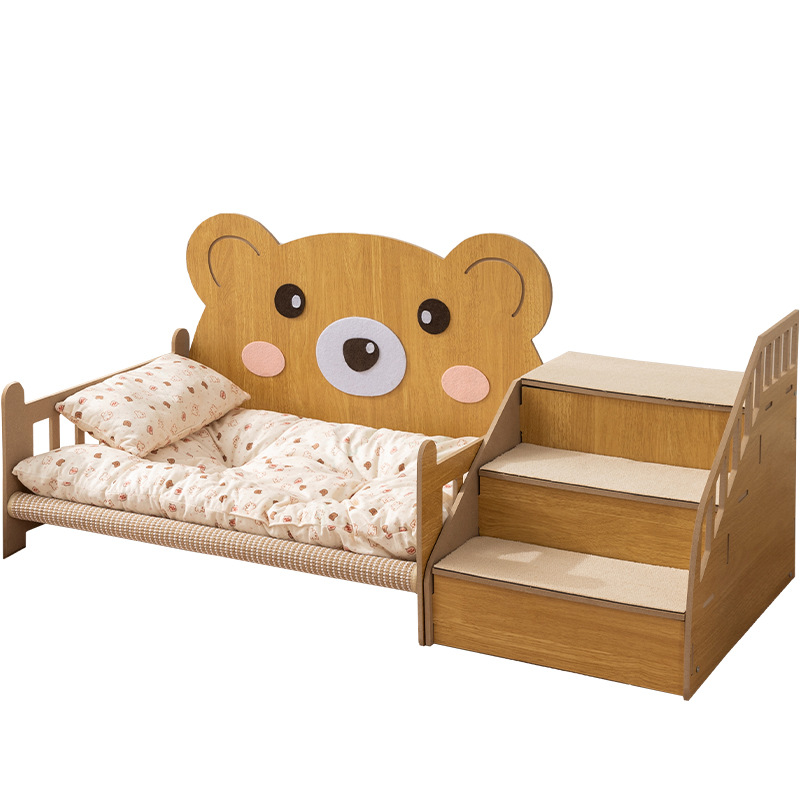 Wooden pet bed with integrated ladder