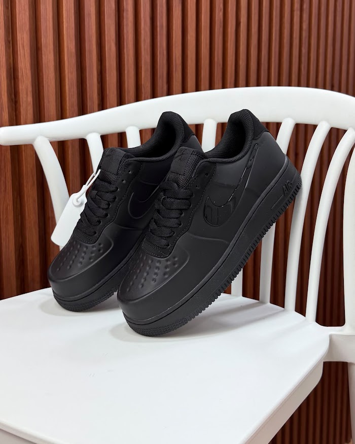 Nike Air Force 1 Negro