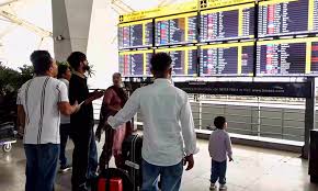 Flight from Abu Dhabi Lands in India as Airlines Begin Limited Ops Amid Conflict