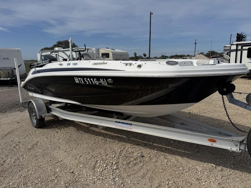 2021 Hurricane SunDeck Sport 185 OB