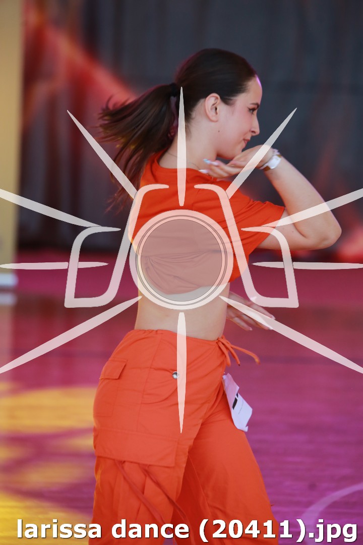 larissa dance (20411).jpg