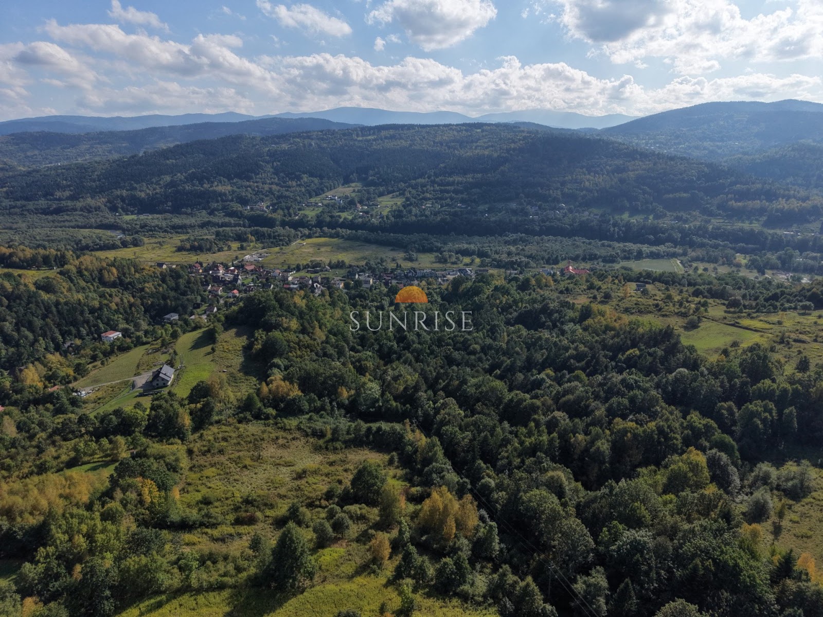 88 arów | Teren UT | Południowy stok i otwarta panorama — zdjęcie 4