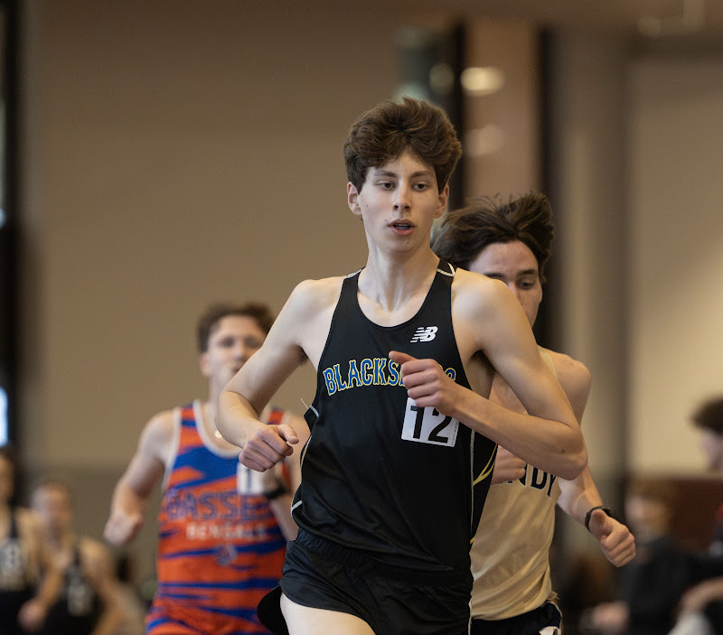 Photo from HS: Indoor Track & Field of Isaak Wisnioski