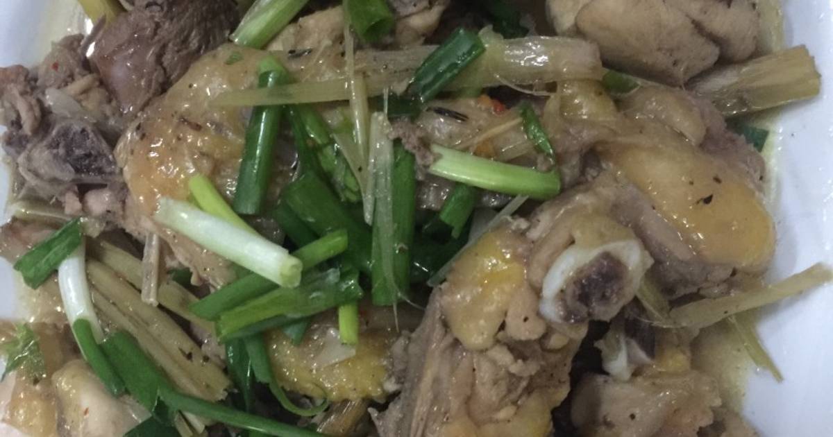 Gà kho sả