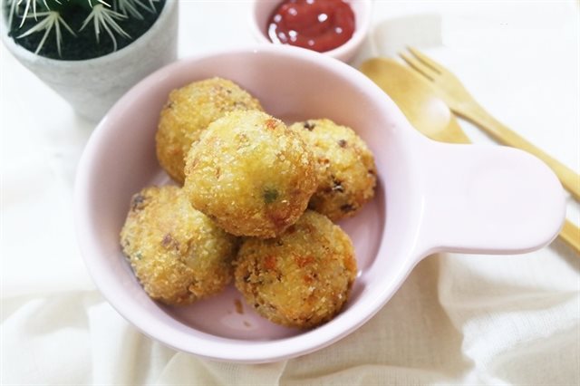 Cơm Viên Chiên Xù