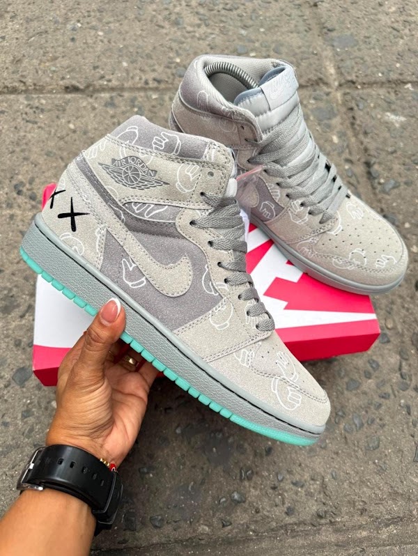 Jordan 1 Kaws Gris Menta