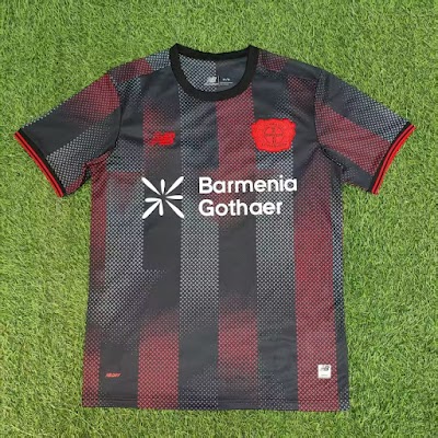 25-26 Bayer 04 Leverkusen Local.jpeg