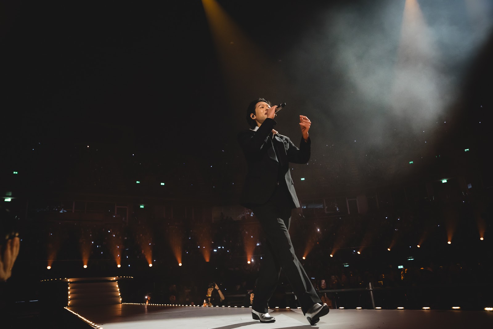 “นนท์ ธนนท์” เสิร์ฟเวที 360° กลางอิมแพคปิดฉาก  “ARENA ENCORE” พร้อมประกาศ EP.04 ปีหน้า “จัดร้อนหน่อยนะครับ” เตรียมบุก “ราชมังฯ” ภาพที่ 52