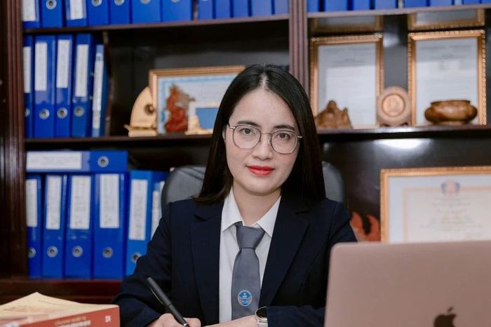 Tài khoản ngân hàng phải dùng tên thật – có minh bạch trách nhiệm? - Báo Tri thức &amp; Cuộc sống