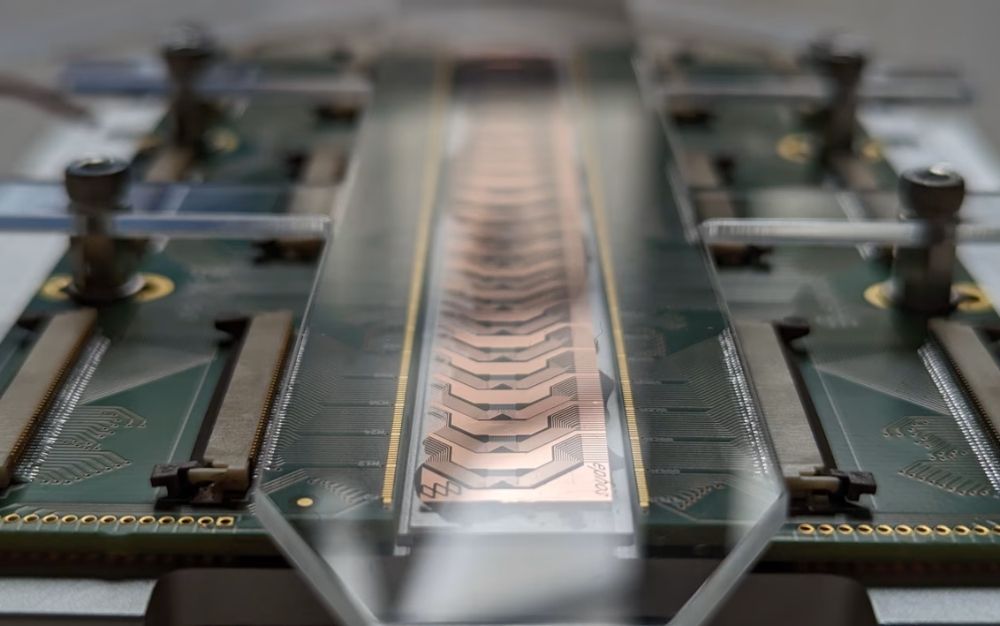 An Italian startup created the first 'quantum photonic chip' from glass, not silicon, and successfully raised $8.5M to scale up