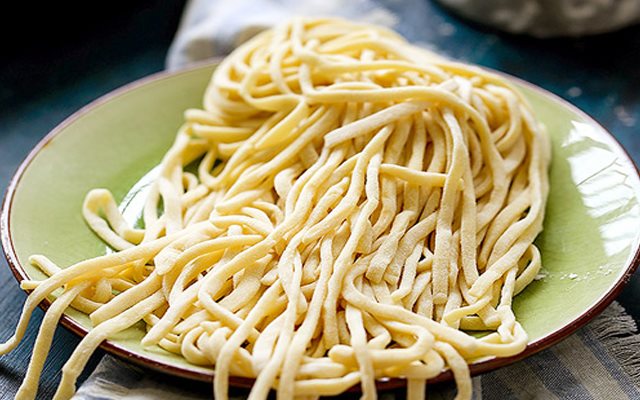 Tự Làm Sợi Mì Trứng
