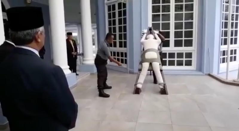 熱爆娛樂 看到屁股夾起來大馬鞭刑 時速160公里 網友 台灣需要這個