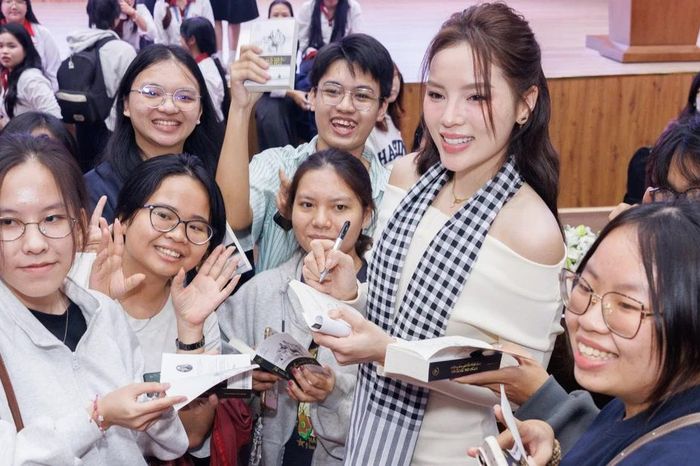 Dư âm Hành trình từ trái tim khơi dậy khát vọng của 30 triệu thanh niên Việt Nam - Báo Tiền Phong