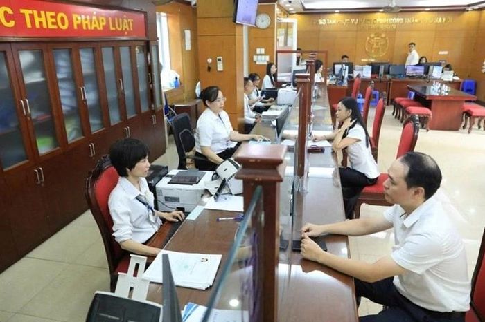Hà Nội loại công chức khỏi chương trình đào tạo tinh hoa - Báo Tri thức &amp; Cuộc sống