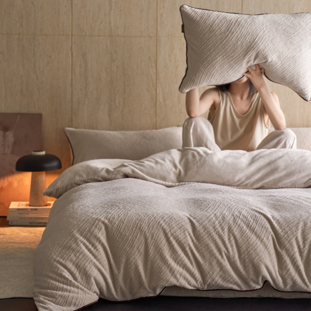 High-quality bedding set made of milk fiber fleece, neutral design