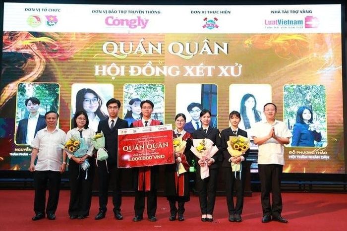 Bản lĩnh sinh viên Học viện Tòa án tại Justice and Judgement - Báo Công Lý