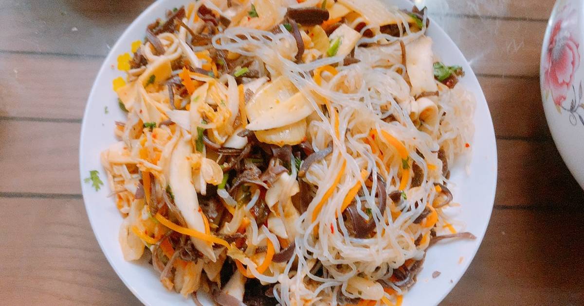 Miến nưa xào thập cẩm (chay)