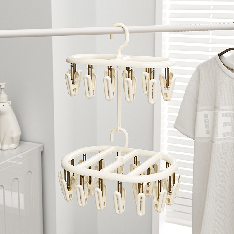 Drying rack with multiple clips for hanging