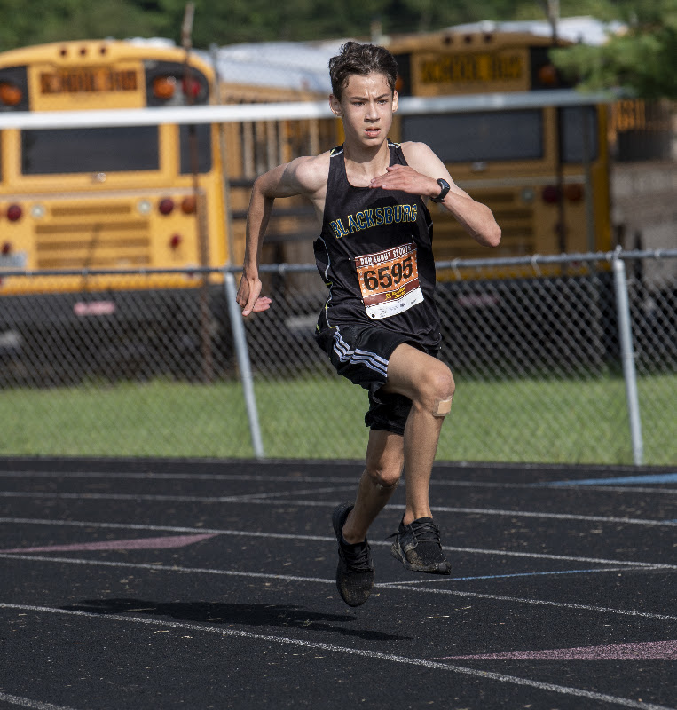 Photo from MS: Cross Country of Hans Anderson