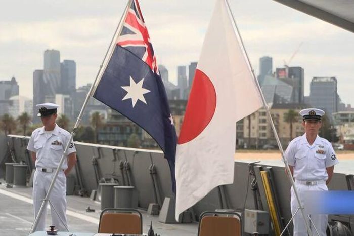 Australia và Nhật Bản ký hợp đồng cung cấp tàu chiến - Báo An Giang
