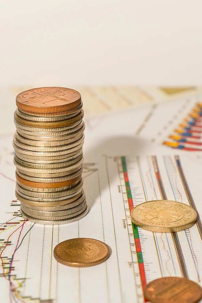 금리 인상이 가계부채와 투자에 미치는 구조적 영향 분석