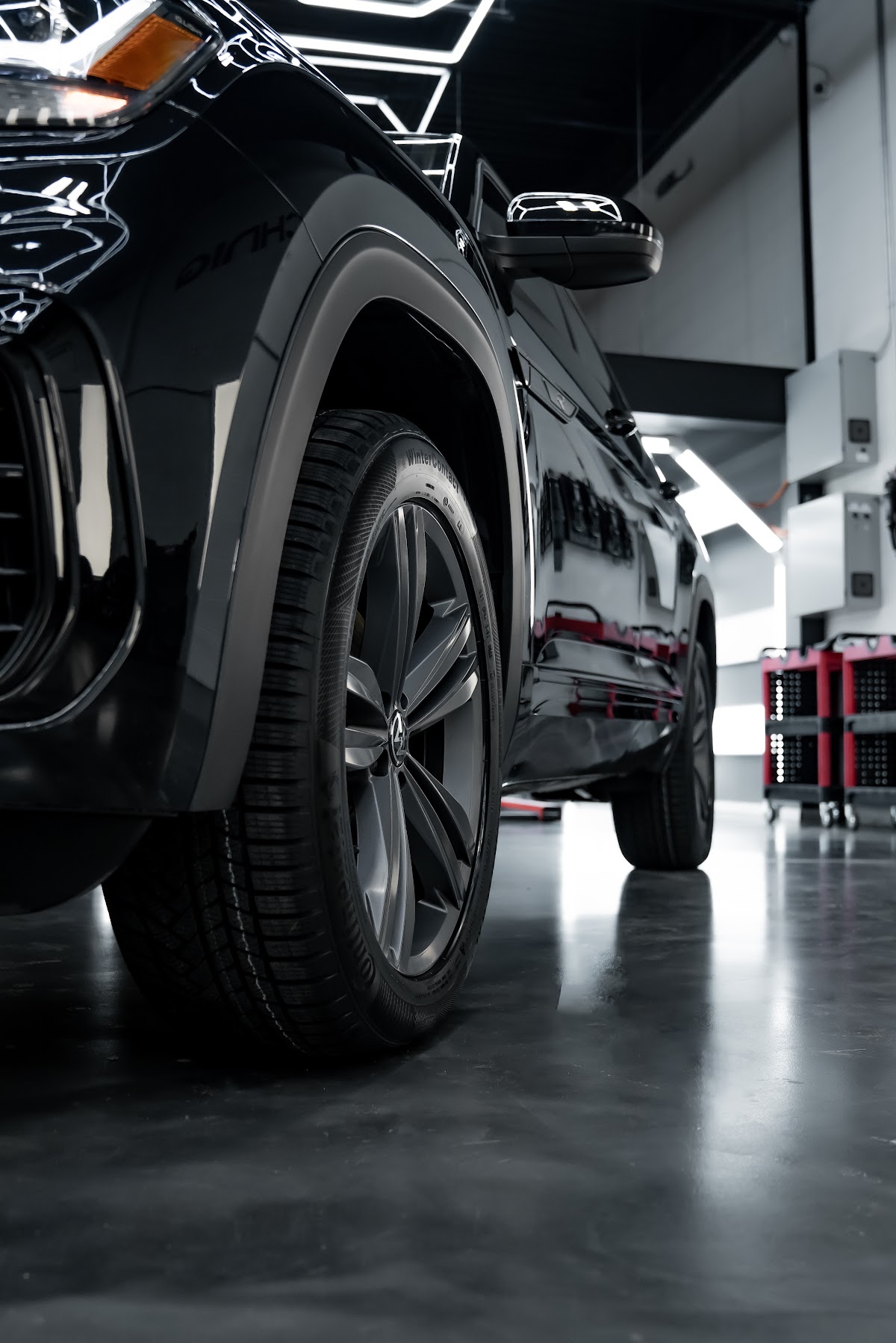 Volkswagen Atlas wheel and side detail at ZAutoCare