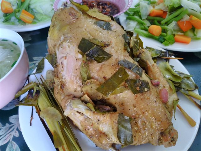 Gà Ủ Muối Tiêu