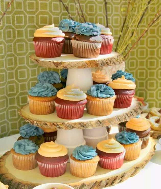 DIY tiered rustic wood slice cupcake stand for parties