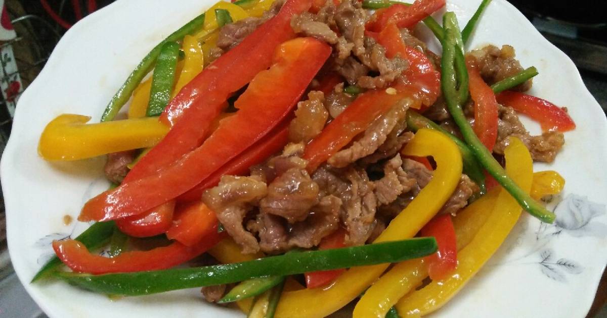 Bắp bò xào ớt