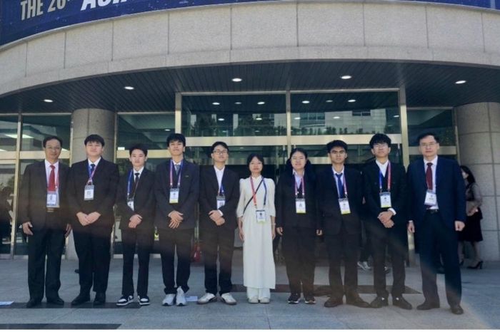 Việt Nam giành giải cao tại Olympic Vật lý châu Á 2026 - Đài Phát thanh và truyền hình Hà Nội