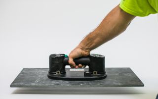 Glass Vacuum Lifter Can Make Construction More Productive