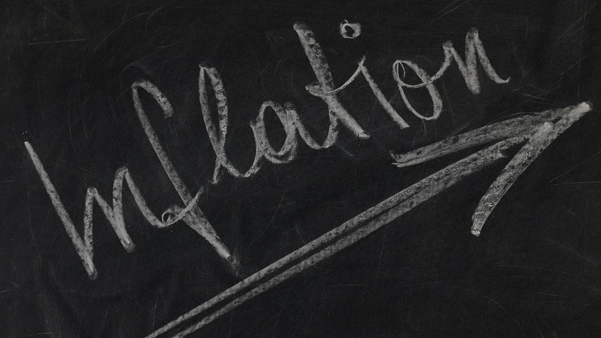 인플레이션 발생 구조와 경제에 미치는 영향 이해하기