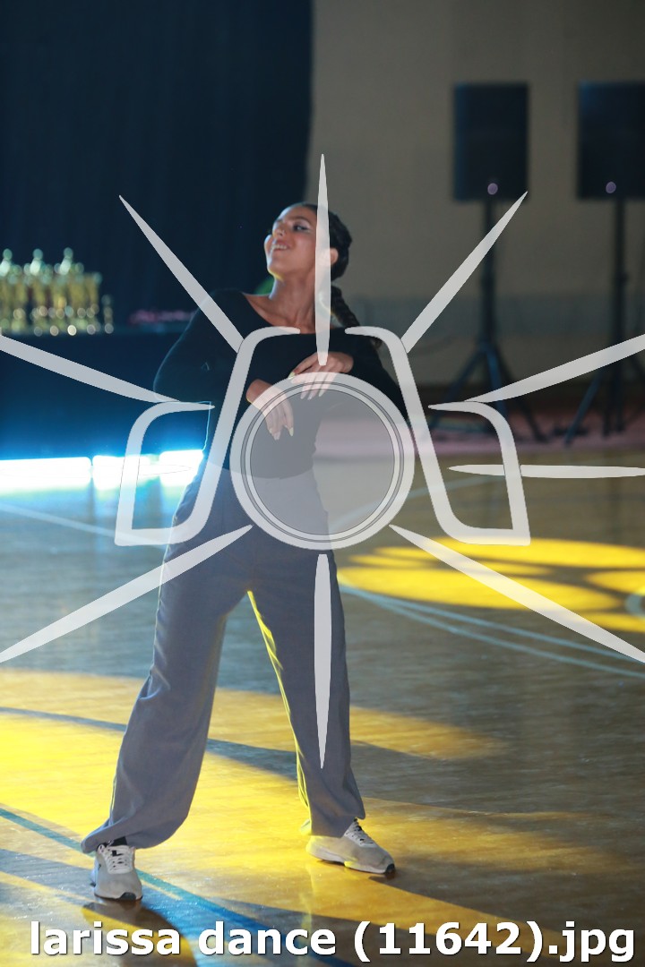 larissa dance (11642).jpg