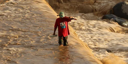 দক্ষিণ-পূর্ব এশিয়ায় প্রকৃতির তাণ্ডব: বন্যা ও ভূমিধসে মৃত্যু ৬০০ ছাড়াল, শ্রীলঙ্কায় মানবিক বিপর্যয়