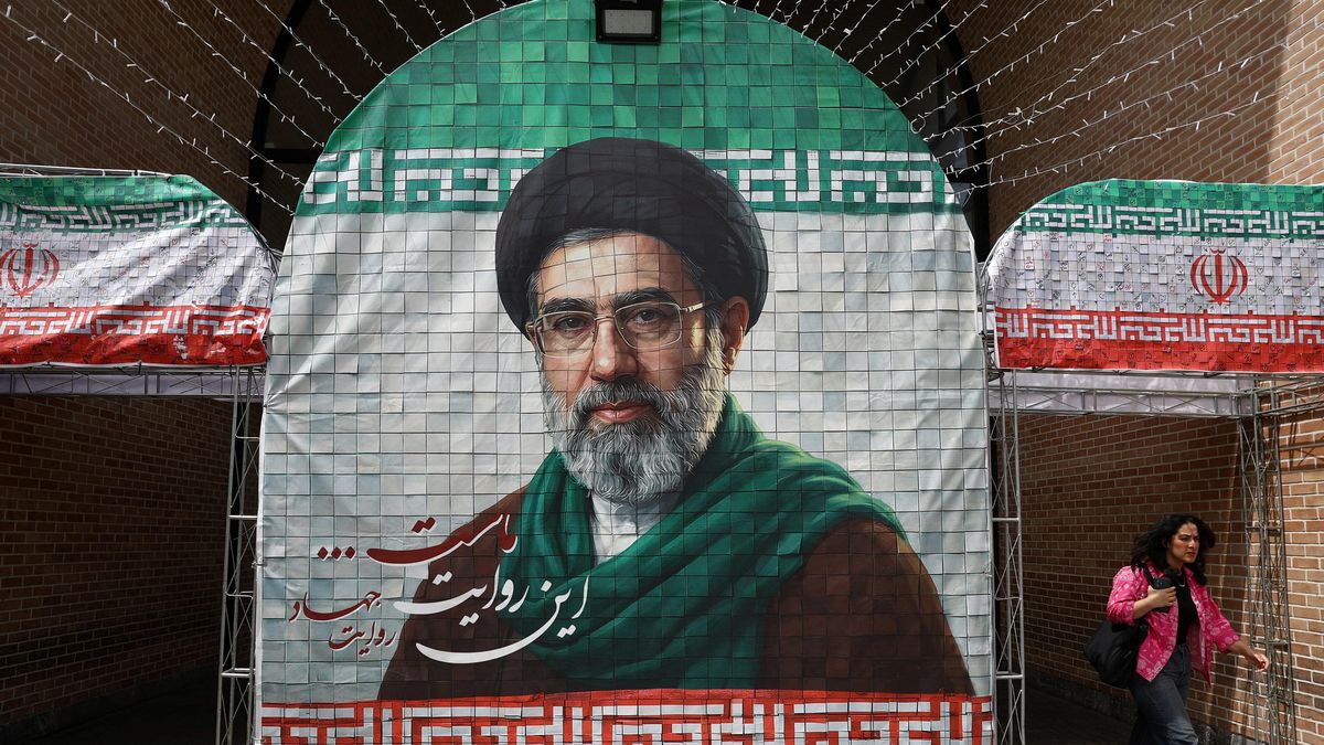 Mỹ hé lộ vai trò ngày càng lớn của Lãnh tụ Tối cao Iran - Tạp chí Tri thức