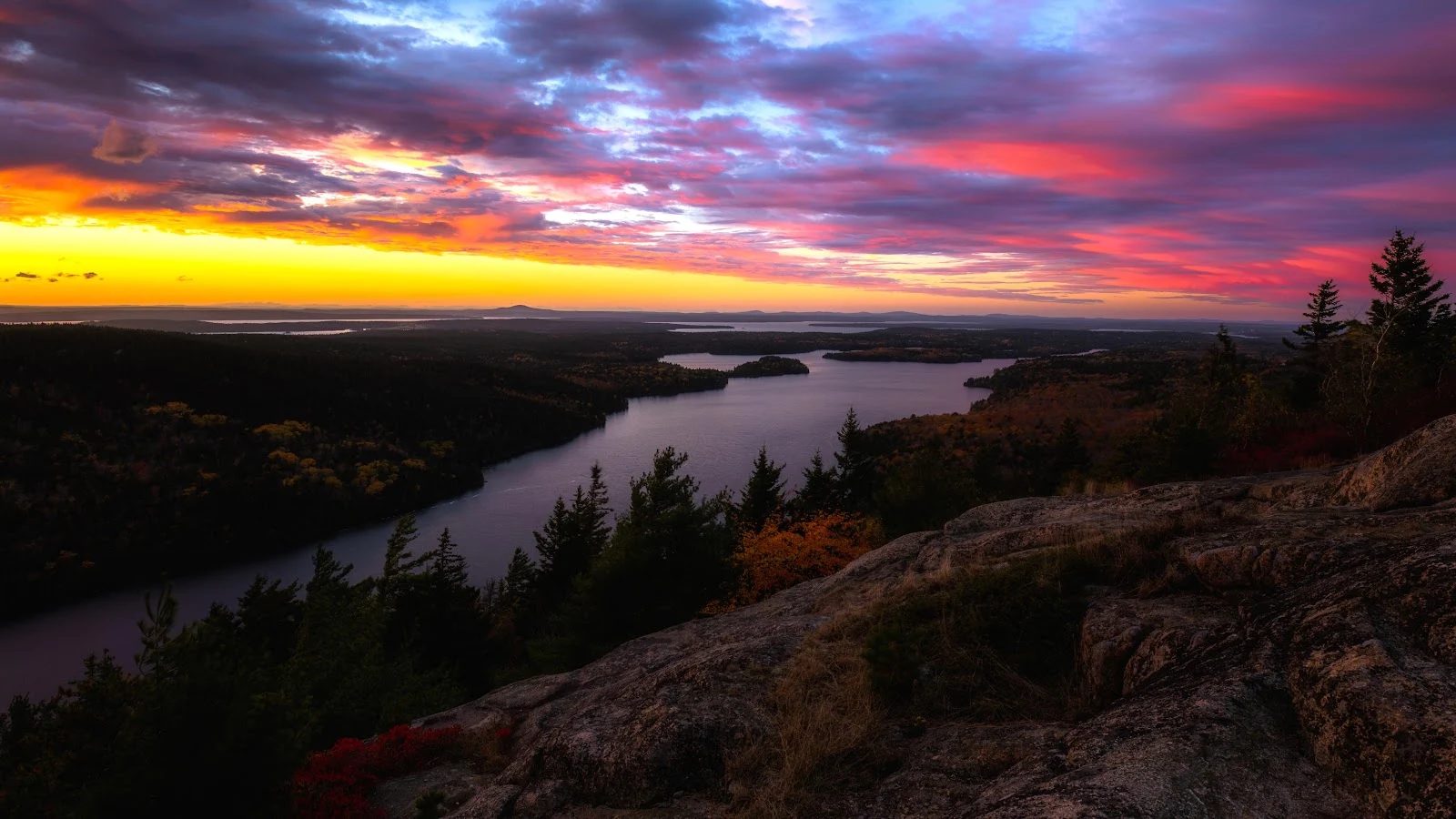 Vibrant Sunset Over Mountain Lake - Landscape Photography 5K Wallpaper (5120x2880)