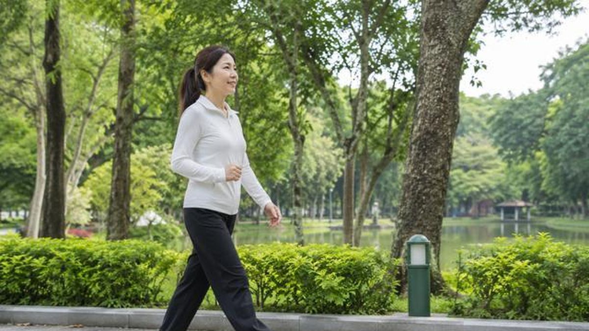 Đi bộ mỗi ngày có tác dụng gì với phụ nữ trên 35 tuổi? - Báo Sức Khỏe &amp; Đời Sống