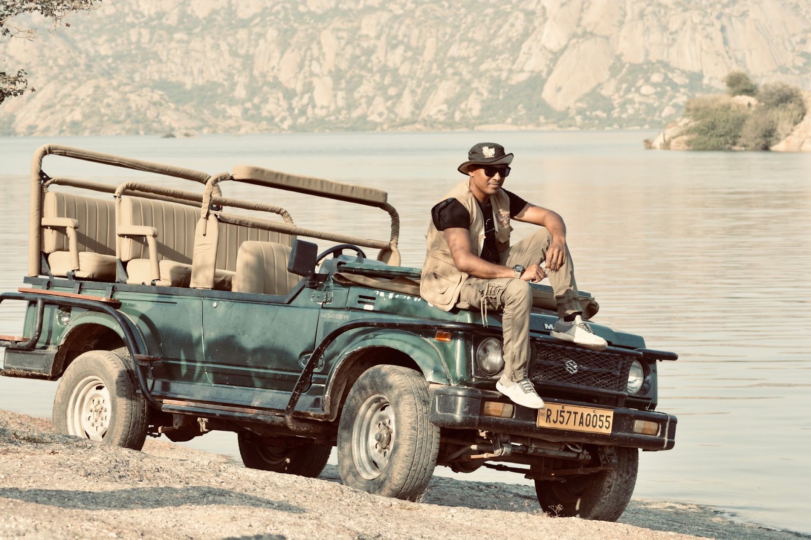 Bishnoi Gang Fires at Tiger Shroff’s Car, Threatens Salman Khan